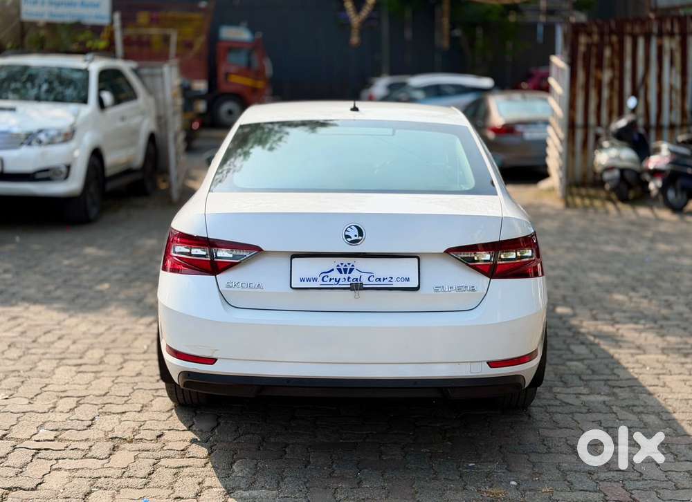 Skoda Superb 2.0 Tsi At L&k, 2019, Petrol