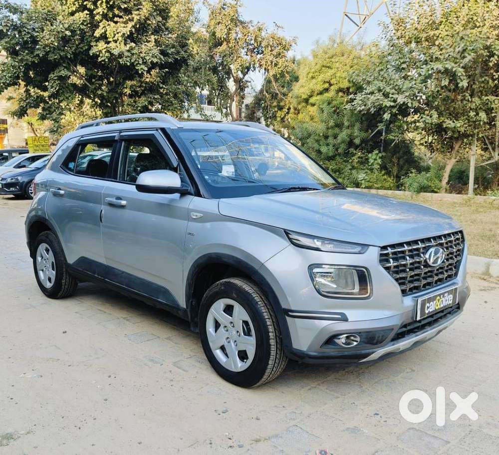 Hyundai Venue 1.0 S (o) Turbo Dct, 2019, Petrol