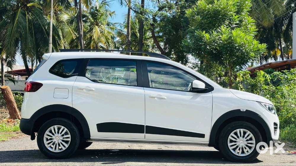 Renault Triber Rxt, 2020, Petrol