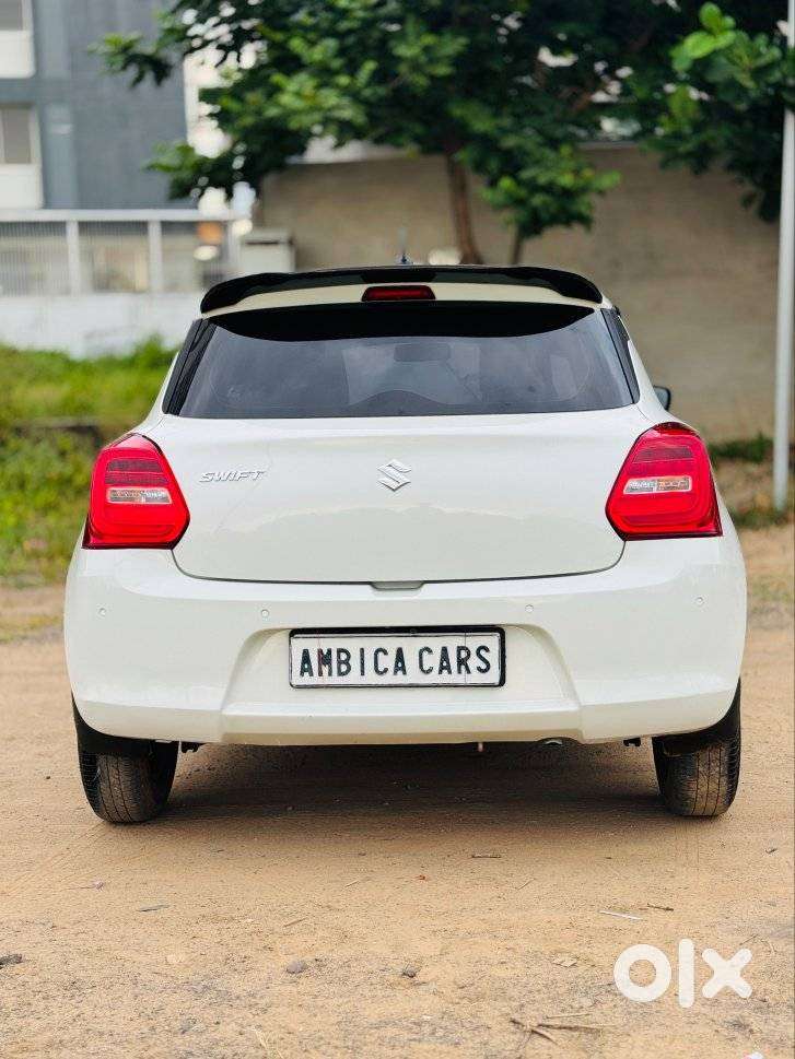 Maruti Suzuki Swift Vxi + Manual, 2021, Petrol