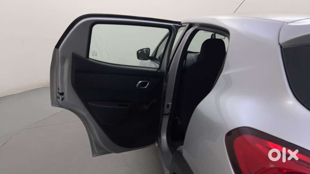 Renault Kwid 2019-ongoing 1.0 Rxt Amt (o), 2019, Petrol