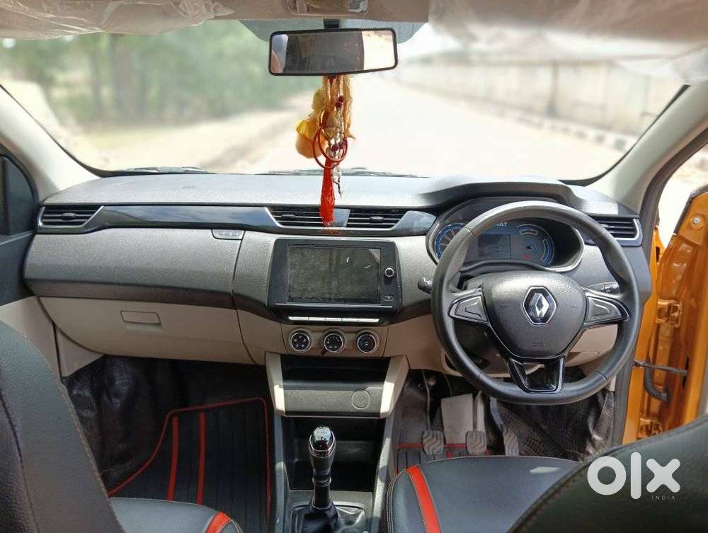 Renault Triber Rxt, 2019, Petrol