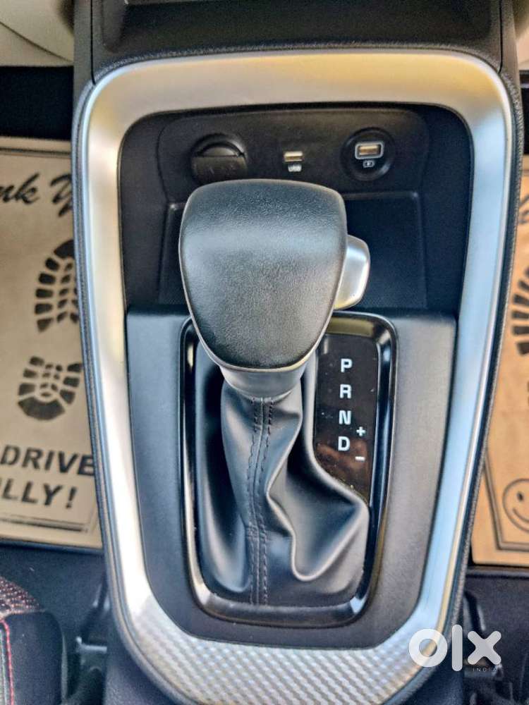 Kia Sonet Htx D, 2023, Petrol