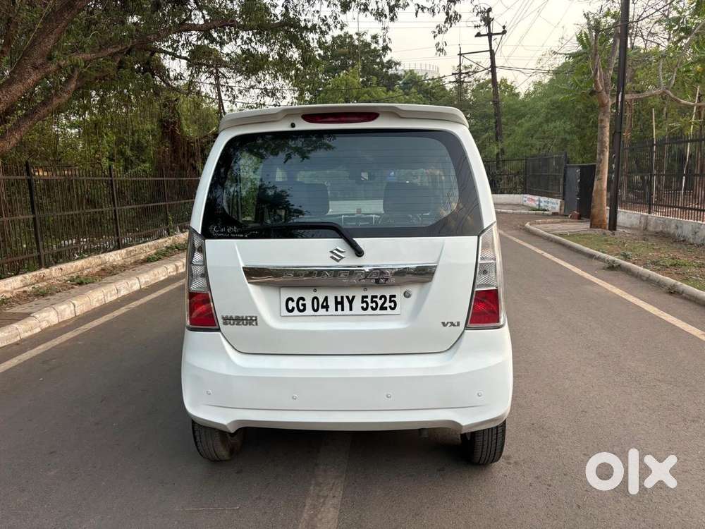 Maruti Suzuki Stingray Vxi, 2015, Petrol