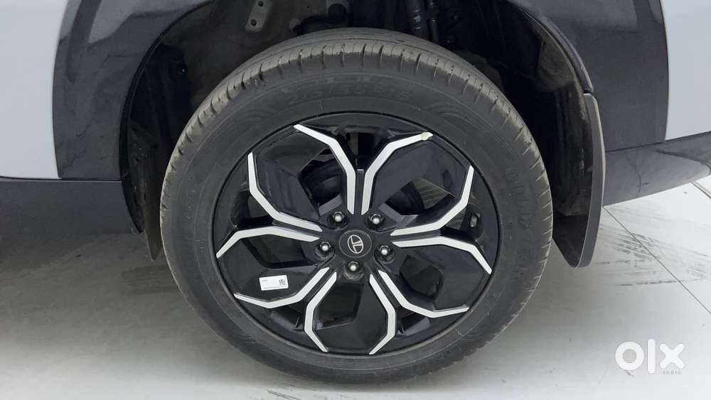 Tata Curvv Creative Plus S 1.2 Revotron Petrol 7dca, 2025, Petrol
