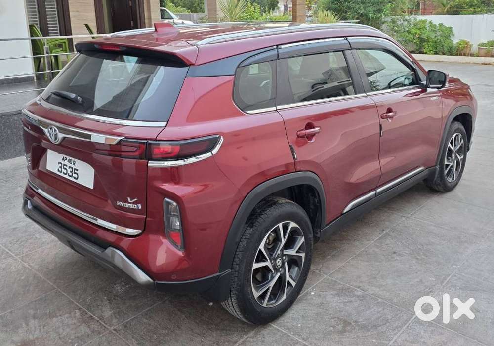 Toyota Urban Cruiser Hyryder 1.5 V Hybrid, 2023, Petrol