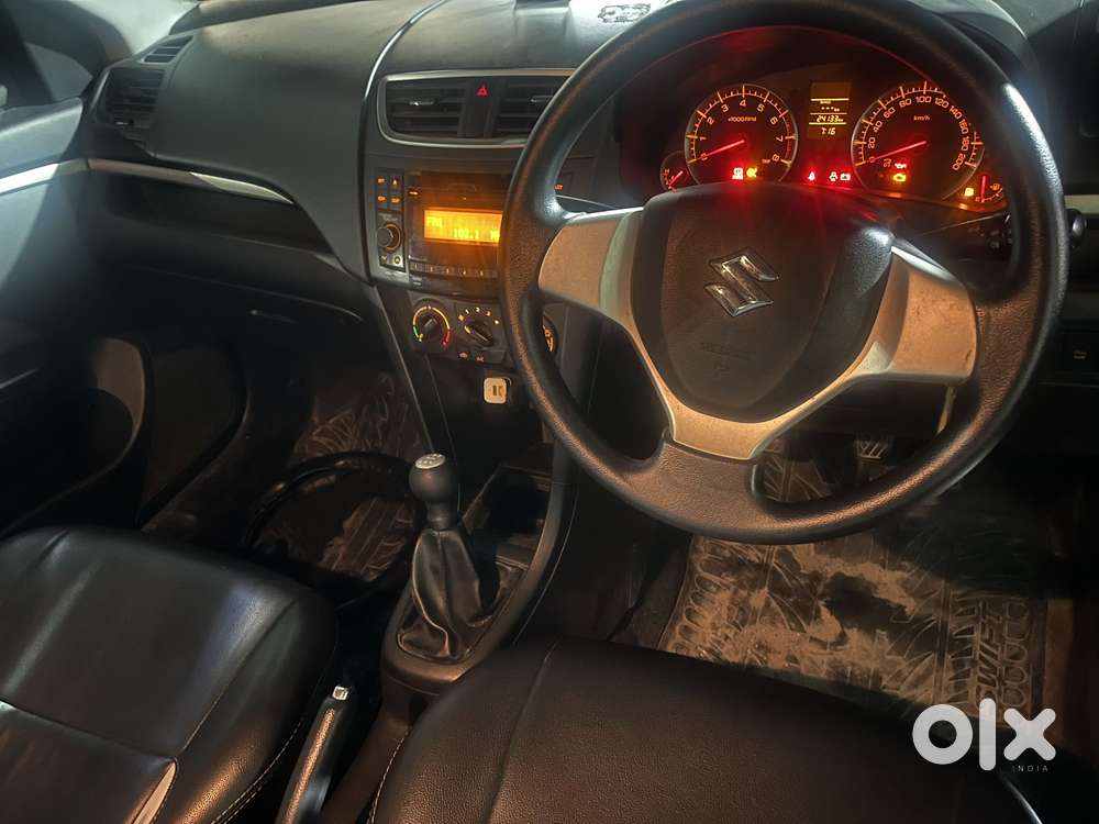 Maruti Suzuki Swift Vxi Optional, 2017, Petrol
