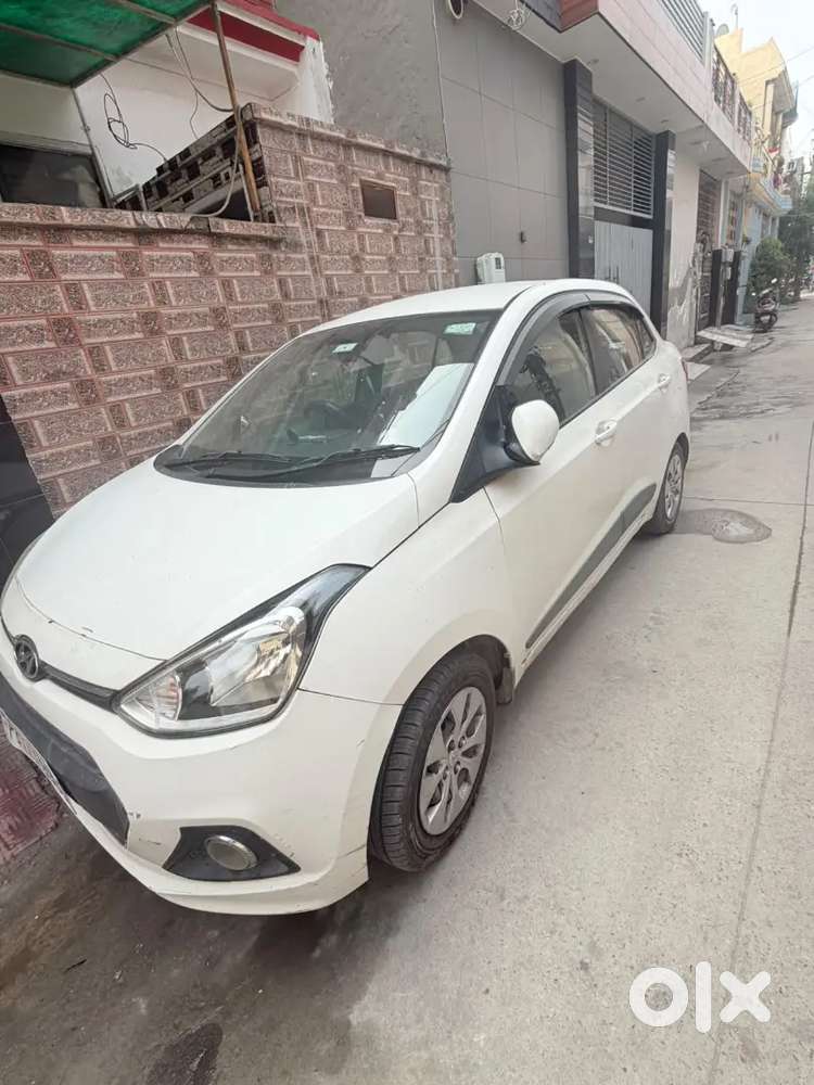 Hyundai Xcent Diesel Manual 2015 Variant