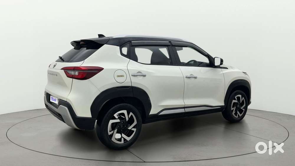 Nissan Magnite 1.0 Xv Dual Tone, 2022, Petrol