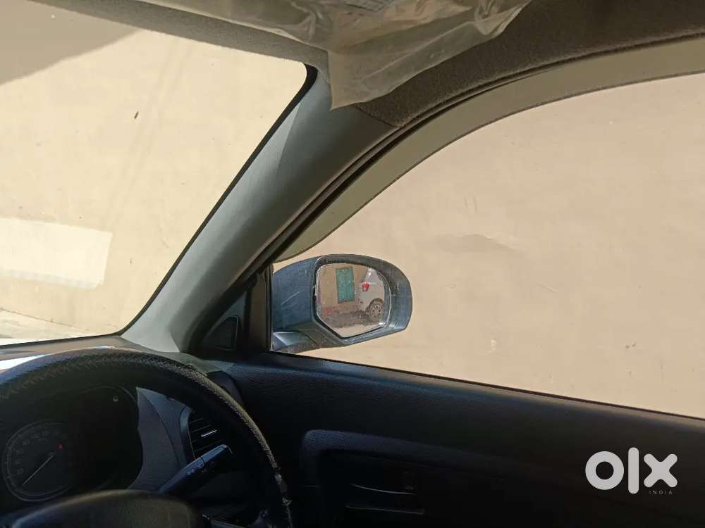 Beezza Lxi 2021 Petrol