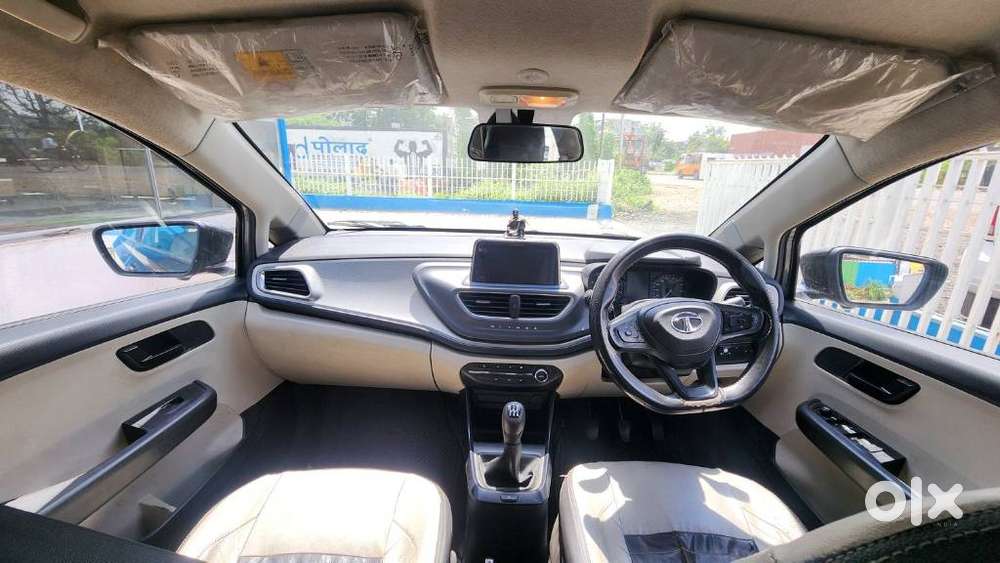 Tata Altroz 1.2 Xt, 2022, Cng & Hybrids