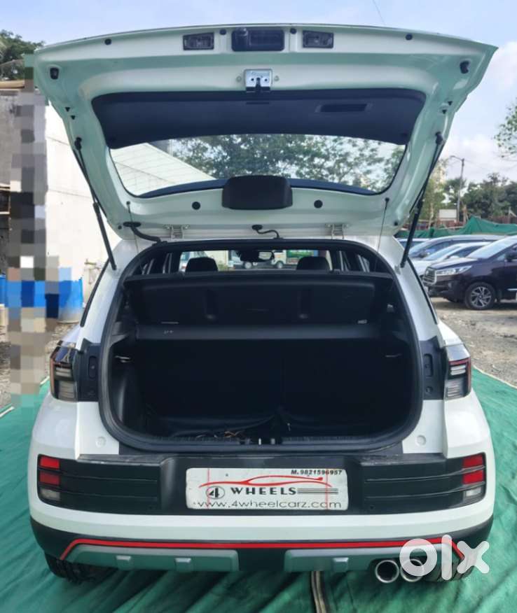Hyundai Venue N Line 1.0 N8 Turbo Dct, 2024, Petrol