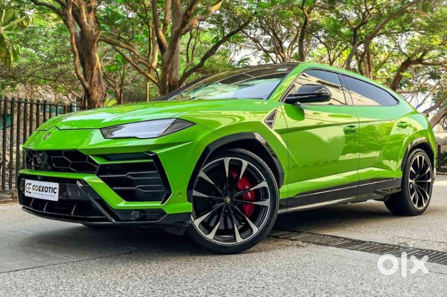 Lamborghini Urus, 2022, Petrol