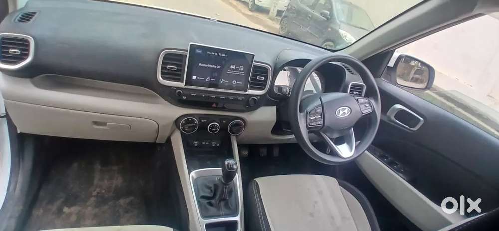 Hyundai Venue 1.2 S (o), 2025, Petrol