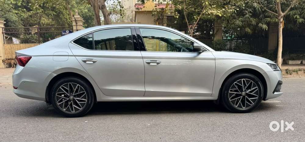 Skoda Octavia 2.0 L K Tsi At, 2022, Petrol
