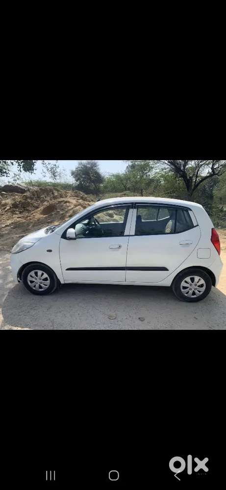 Hyundai I10 Magna Petrol 2012