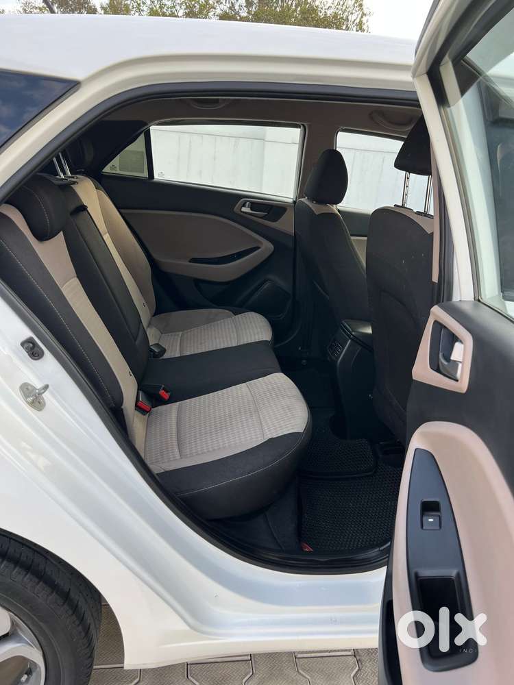 Hyundai Elite I20 Asta (o) 1.2 Ivt, 2019, Petrol