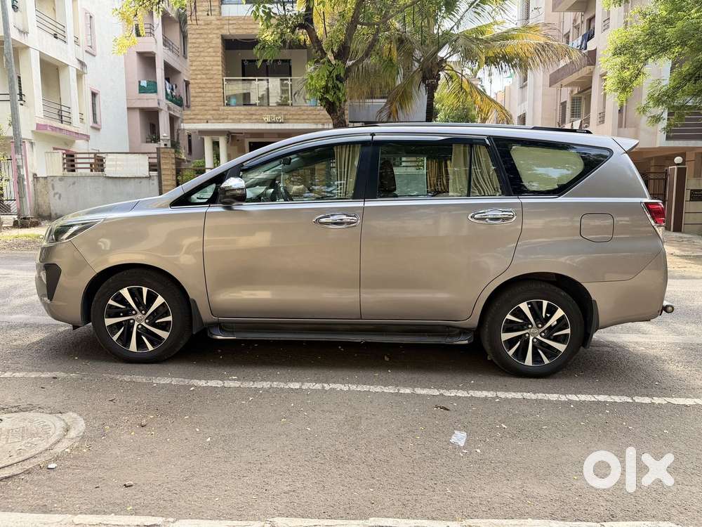 Toyota Innova Crysta 2.4 Z 7 Str, 2022, Diesel