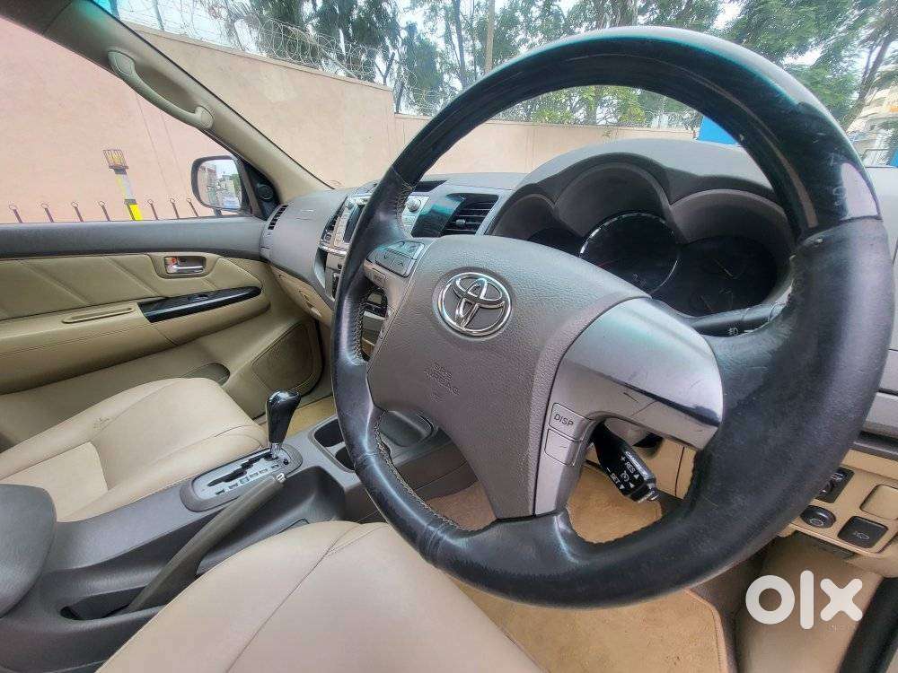 Toyota Fortuner 3.0 4x2 Automatic, 2012, Diesel