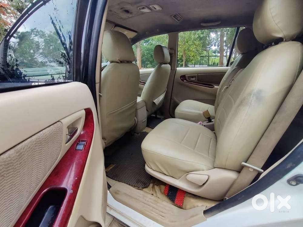 Toyota Innova 2004-2011 2.5 G (diesel) 7 Seater Bs Iv, 2006, Diesel