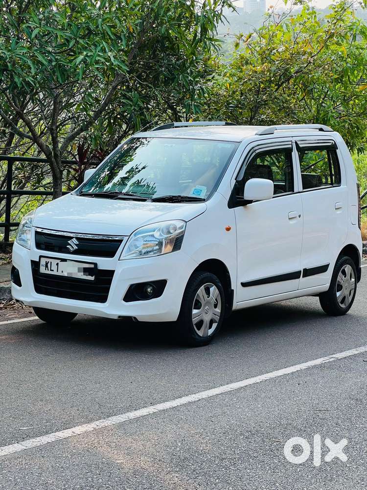 Maruti Suzuki Wagon R 1.0 Vxi Amt, 2017, Petrol