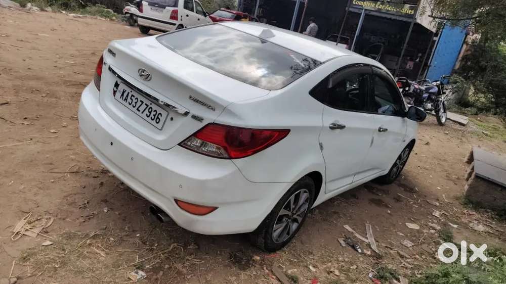Hyundai Verna 1.6 S 2012