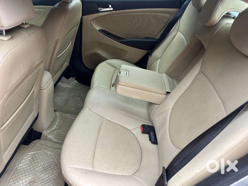 Hyundai Fluidic Verna 1.6 Vtvt S (o) Automatic, 2011, Petrol