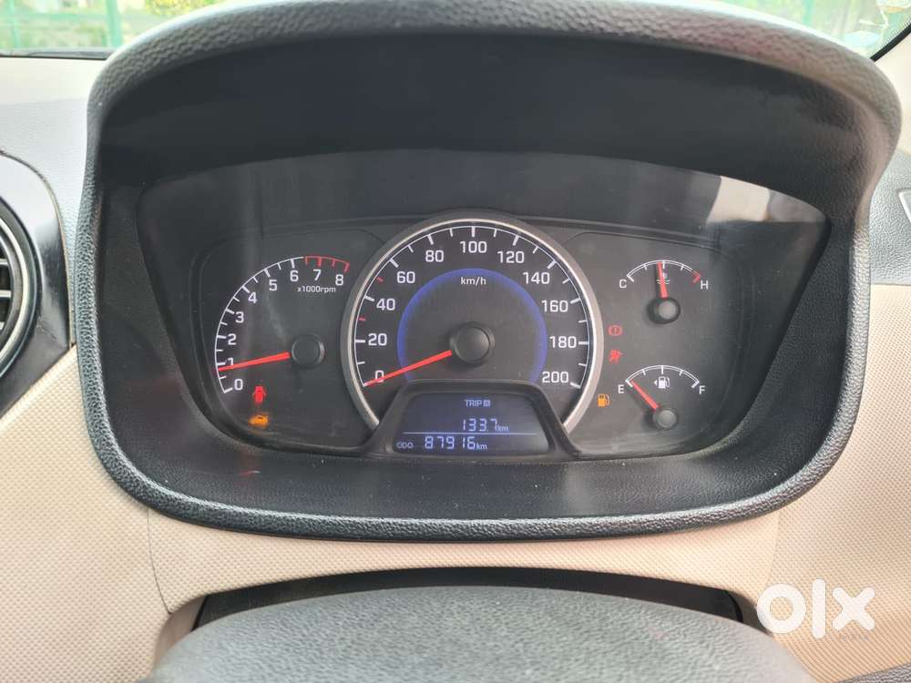 Hyundai Grand I10 Sportz Cng, 2017, Cng & Hybrids
