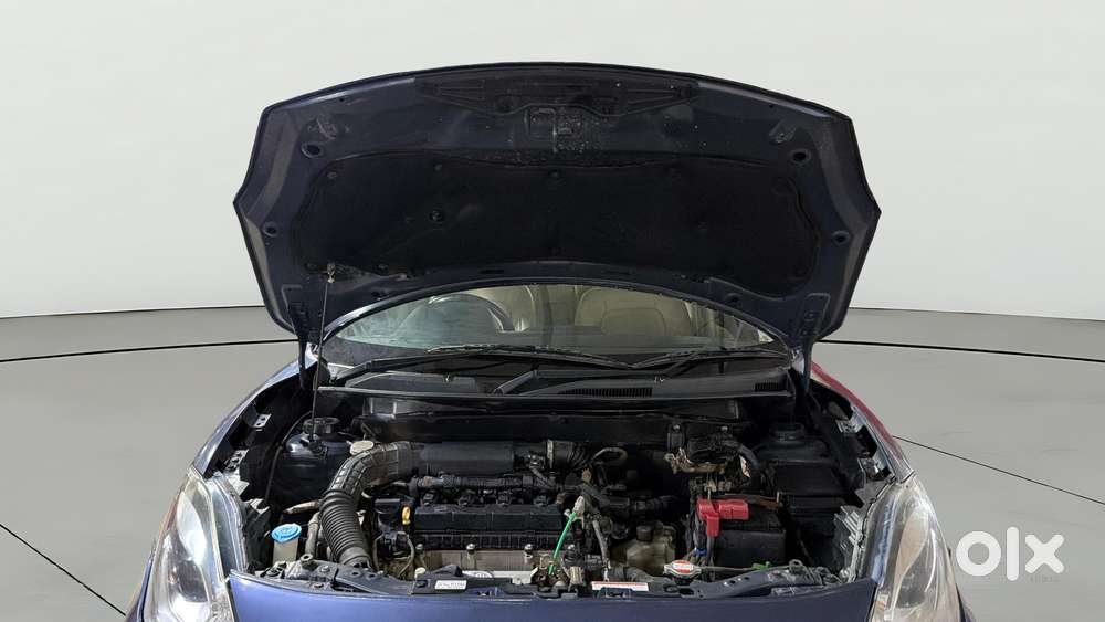Maruti Suzuki Swift Dzire Zxi + Amt, 2021, Petrol