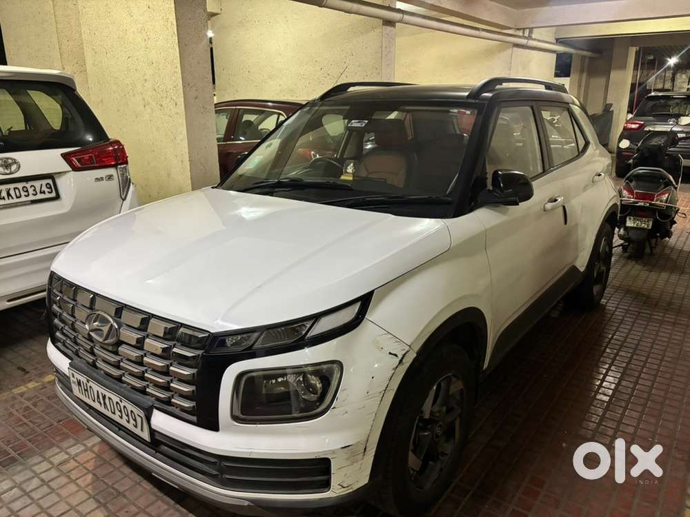 Hyundai Venue Petrol 2019