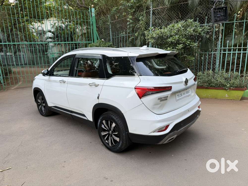 Mg Hector Plus Sharp Hybrid 1.5 Mt, 2021, Petrol