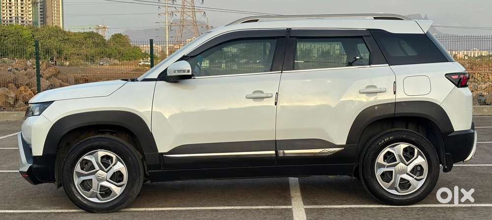 Maruti Suzuki Brezza Lxi S-cng, 2023, Cng & Hybrids