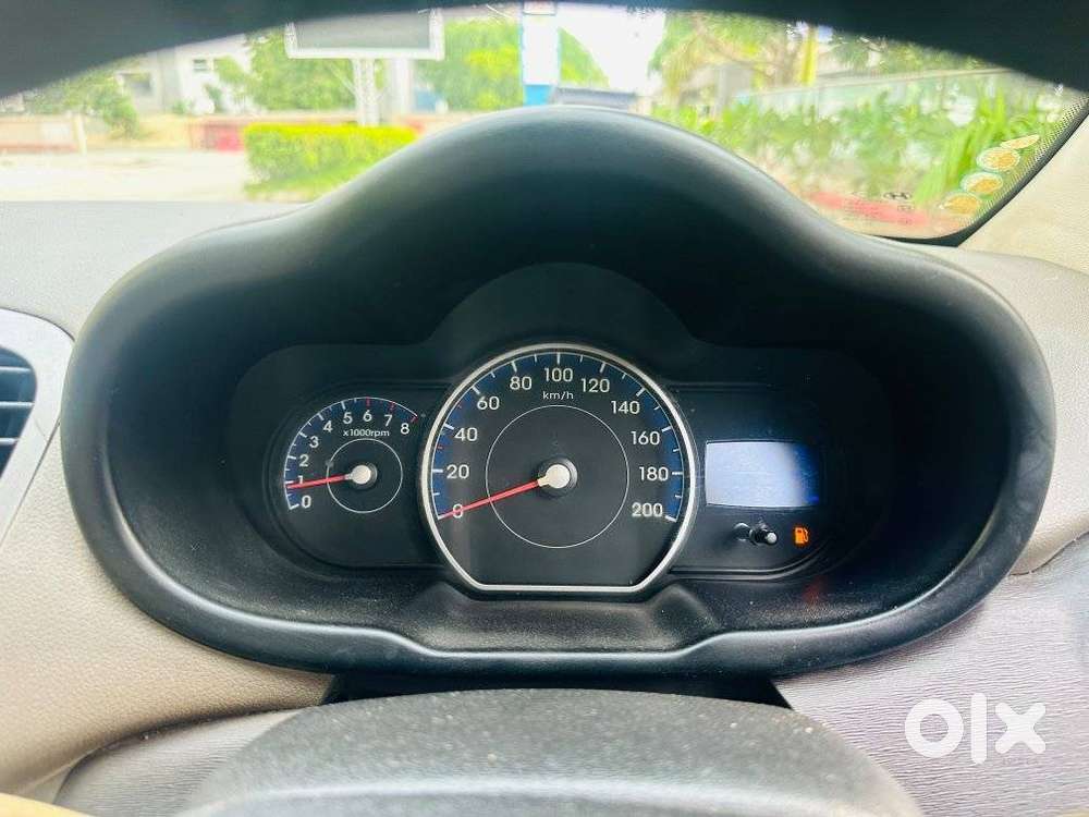 Hyundai I10 1.1l Irde Magna Special Edition, 2014, Petrol