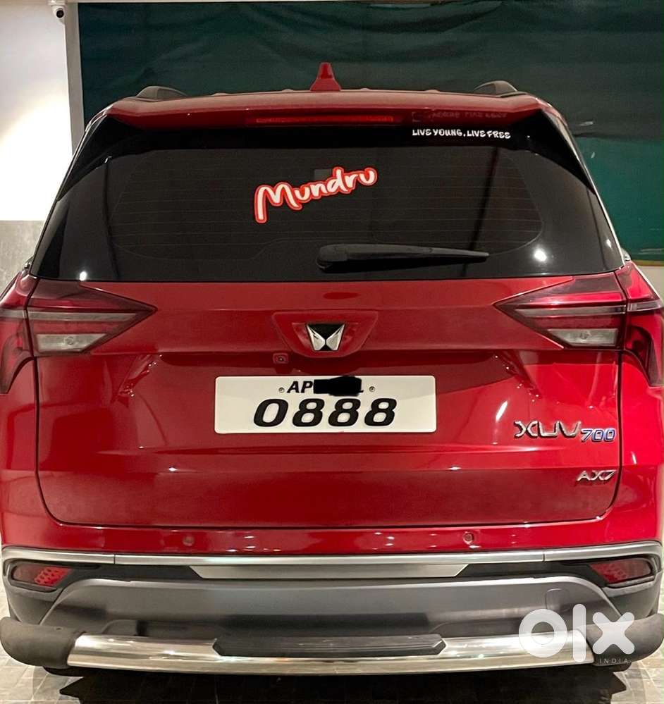 Mahindra Xuv700 Petrol 2021