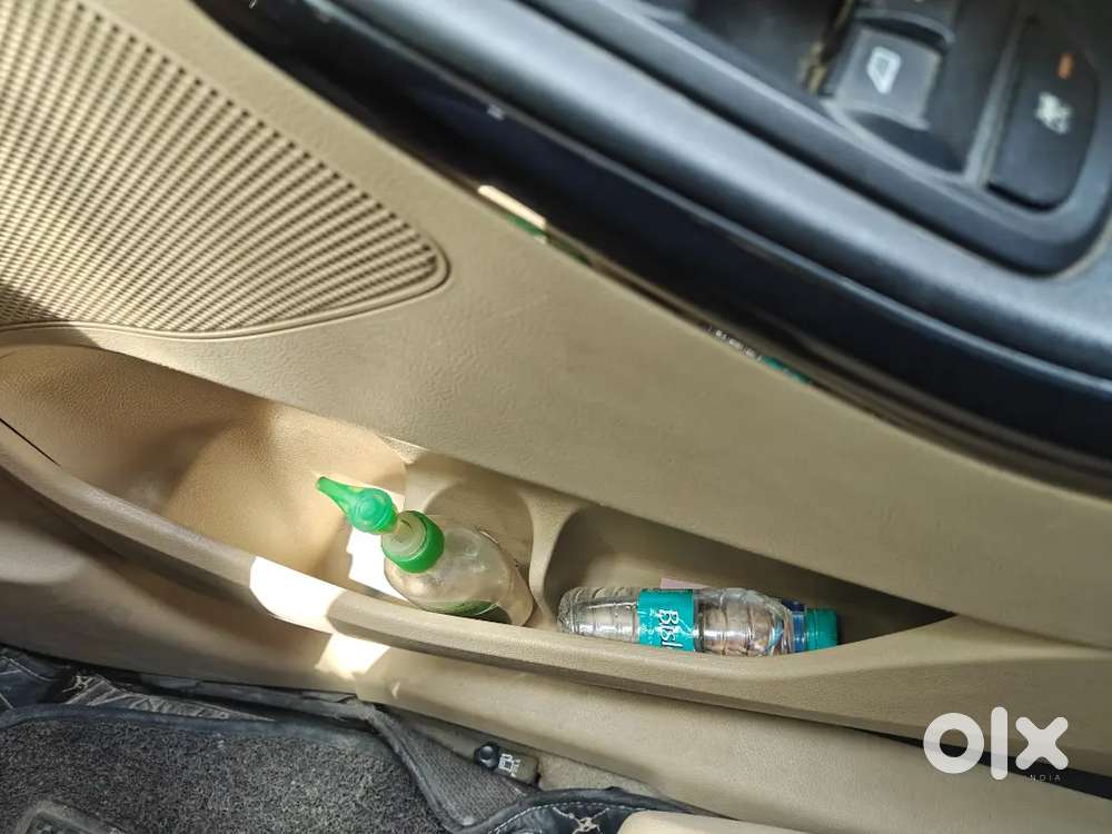 Pristine Red Ford Aspire For Sell