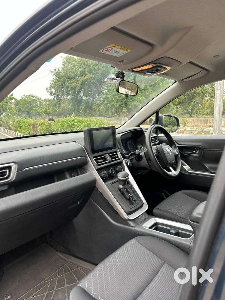 Toyota Innova Hycross 2.0 Gx 7 Str, 2024, Petrol