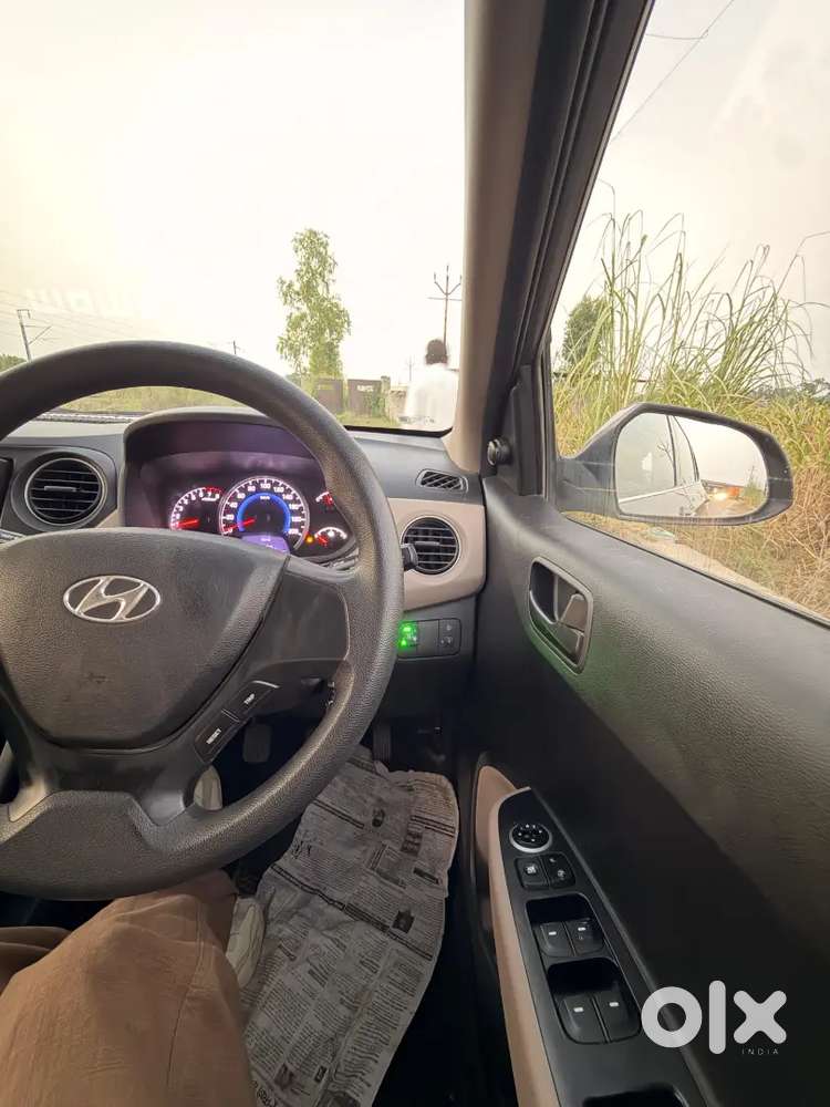 Hyundai Grand I10 Magna 1.2 2016 Model December Month Brand New Condit