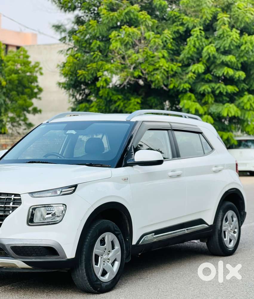 Hyundai Venue S Mt 1.2 Kappa, 2022, Petrol