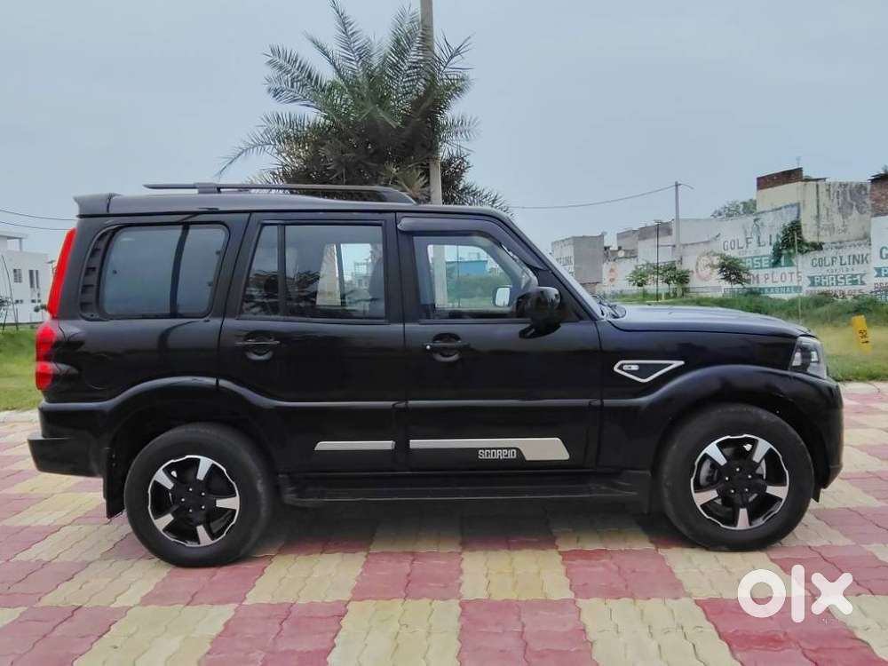 Mahindra Scorpio S11 Mt 7s, 2025, Diesel