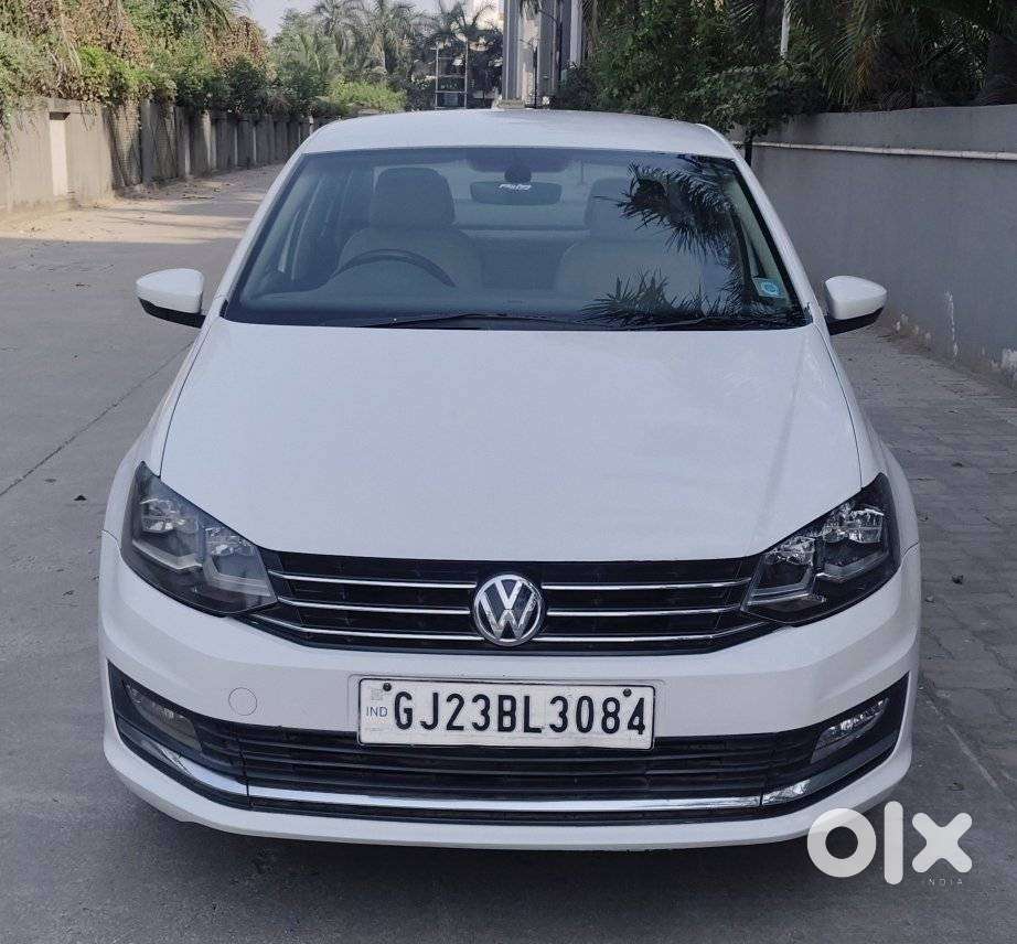 Volkswagen Vento 1.2 Tsi Highline Plus At, 2017, Petrol
