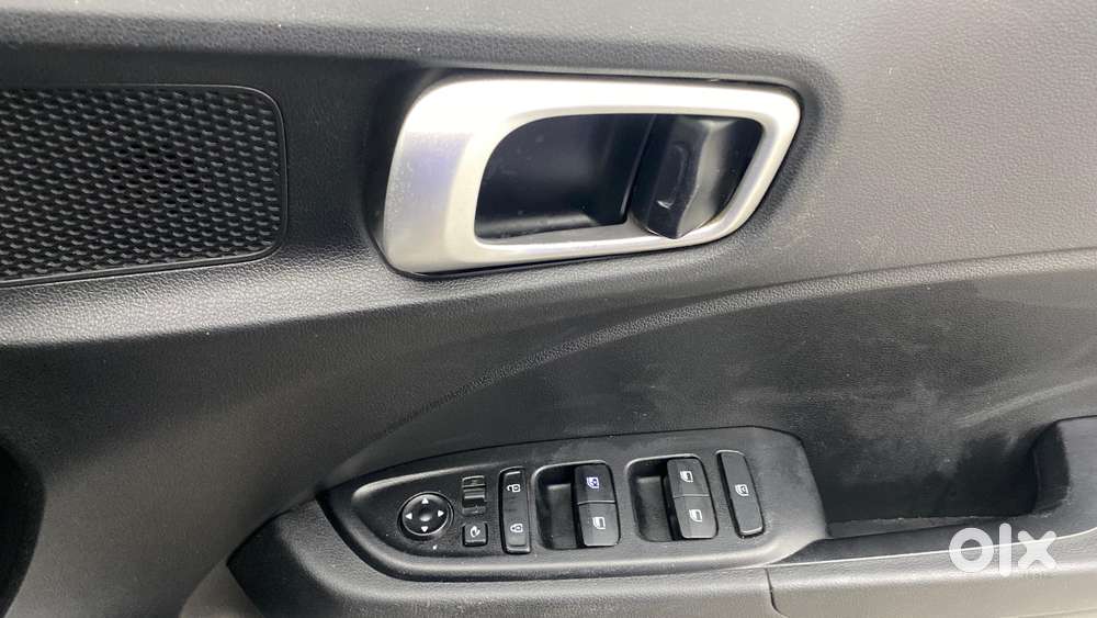 Hyundai Venue 1.2 S Plus, 2021, Petrol