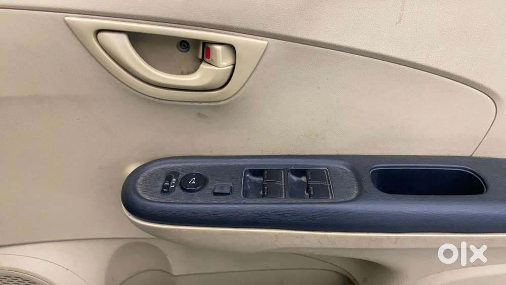 Honda Amaze 2013-2016 S I-vtech, 2015, Petrol