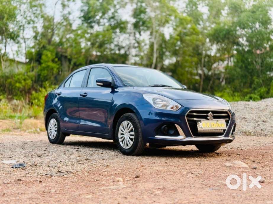 Maruti Suzuki Dzire Vxi Ags, 2022, Petrol