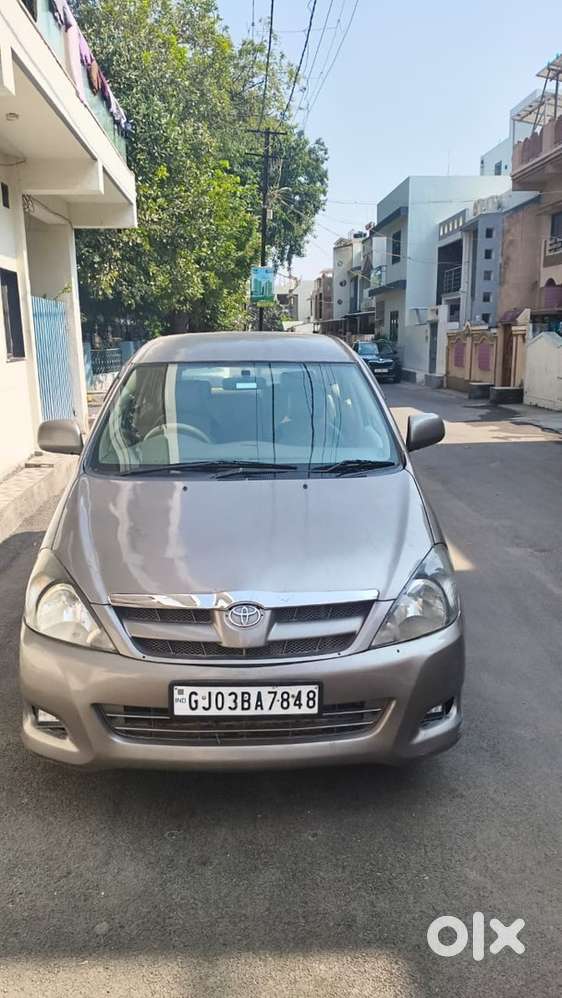 Toyota Innova 2006 Diesel Well Maintained