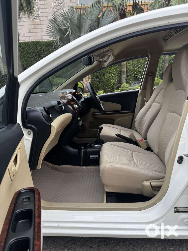 Honda Mobilio V I-vtec, 2014, Petrol