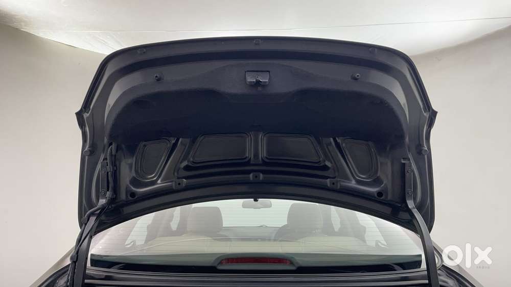 Hyundai Verna 1.6 Sx Vtvt, 2017, Petrol