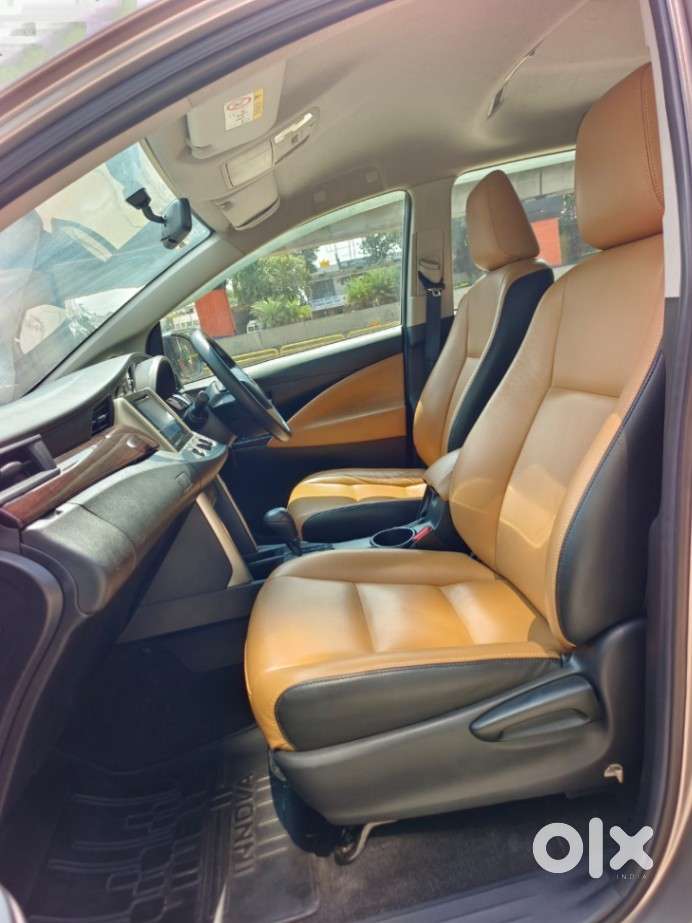 Toyota Innova Crysta 2.8 Gx At 8s, 2019, Diesel