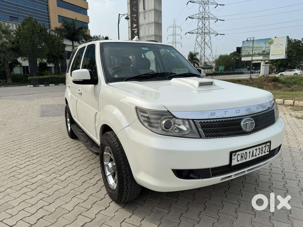 Tata Safari Storme Lx, 2014, Diesel