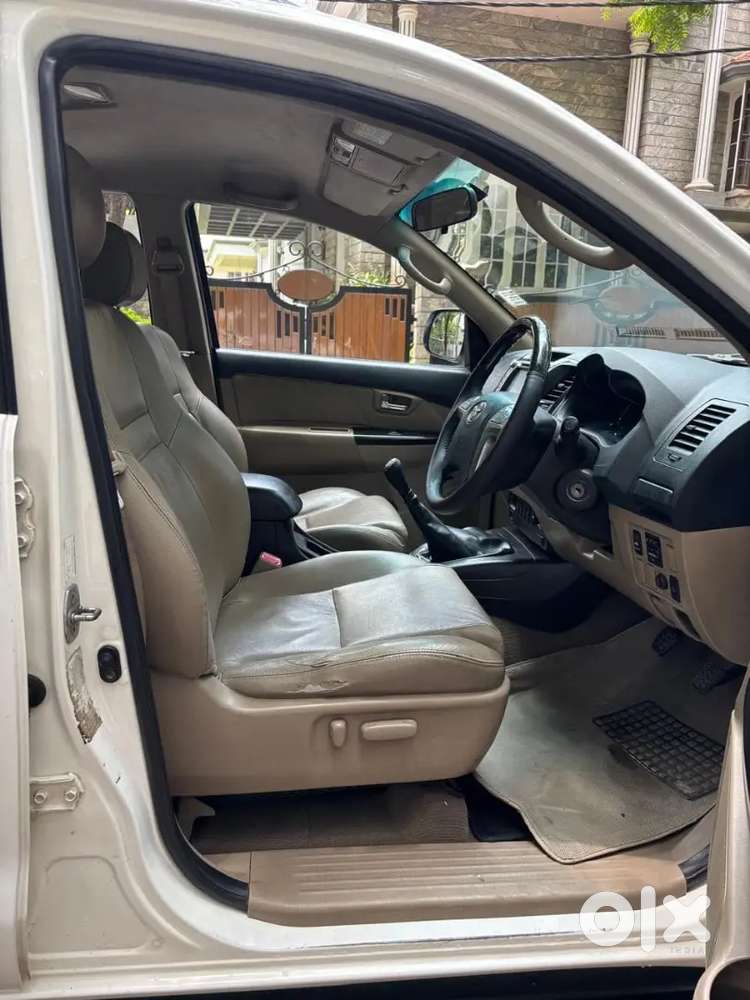 Toyota Fortuner 2015 Diesel Well Maintained