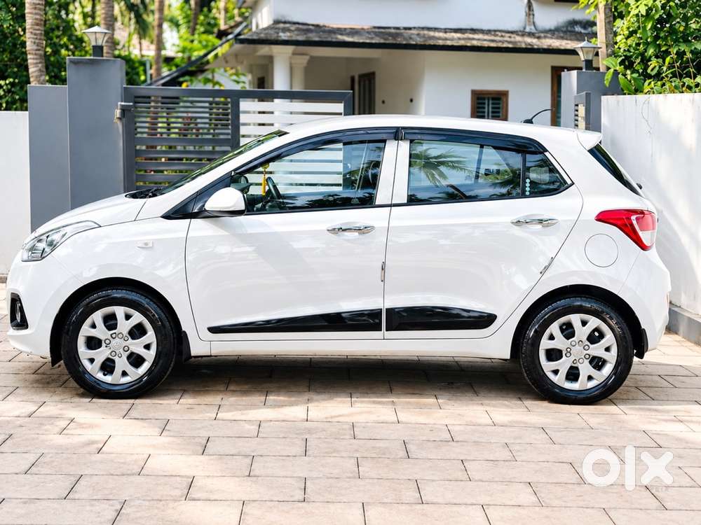 Hyundai Grand I10 Petrol Manual 2013